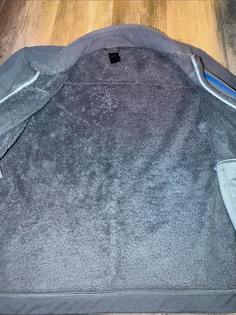The North Face Men's Gray Fleece Jacket with Blue Accents-XL